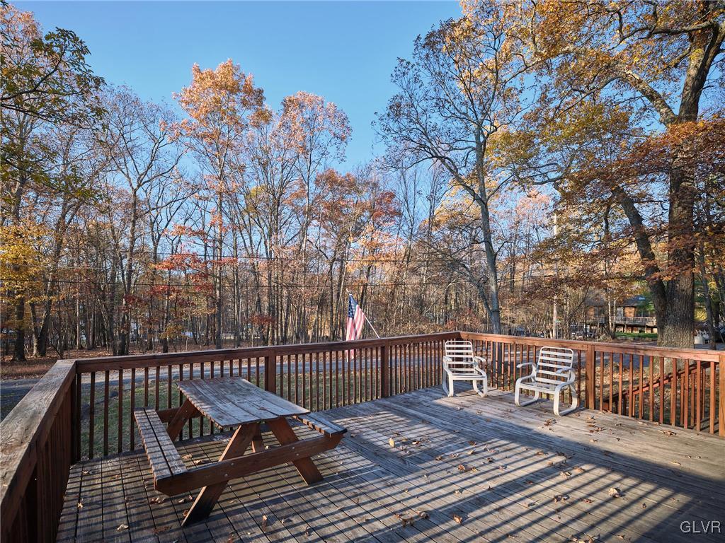 2524 Castor Road East Stroudsburg, PA 18302 - Photo 7 of 17 Gallery Image 7