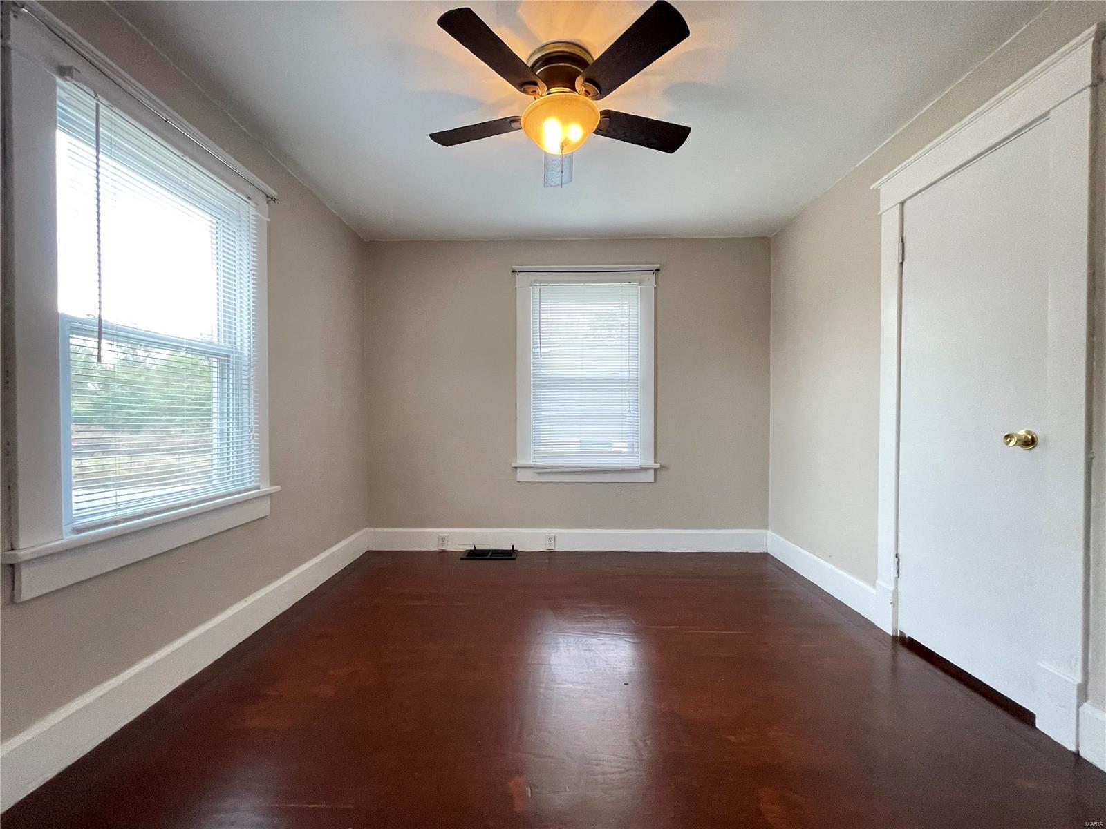 136 West 4th Street Roxana, IL 62084 - Photo 14 of 28
