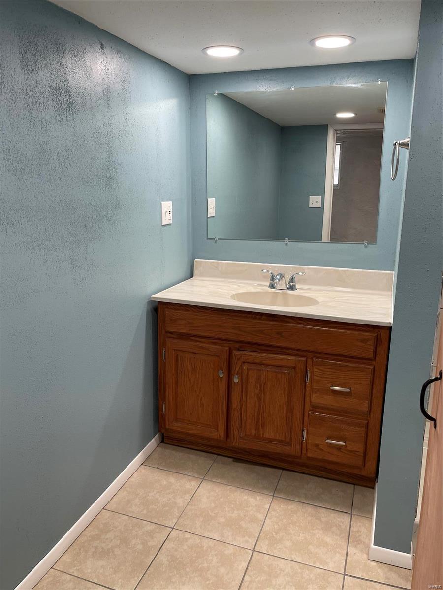 136 West 4th Street Roxana, IL 62084 - Photo 20 of 28