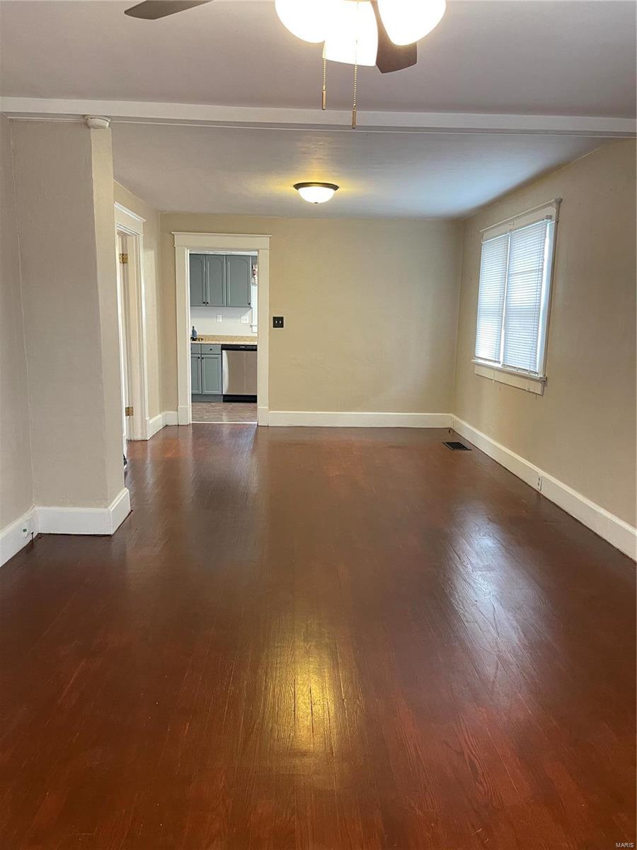 136 West 4th Street Roxana, IL 62084 - Photo 7 of 28