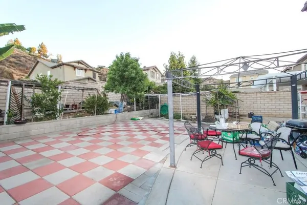 $785,000 | 19914 Christopher Lane, Saugus, CA 91350