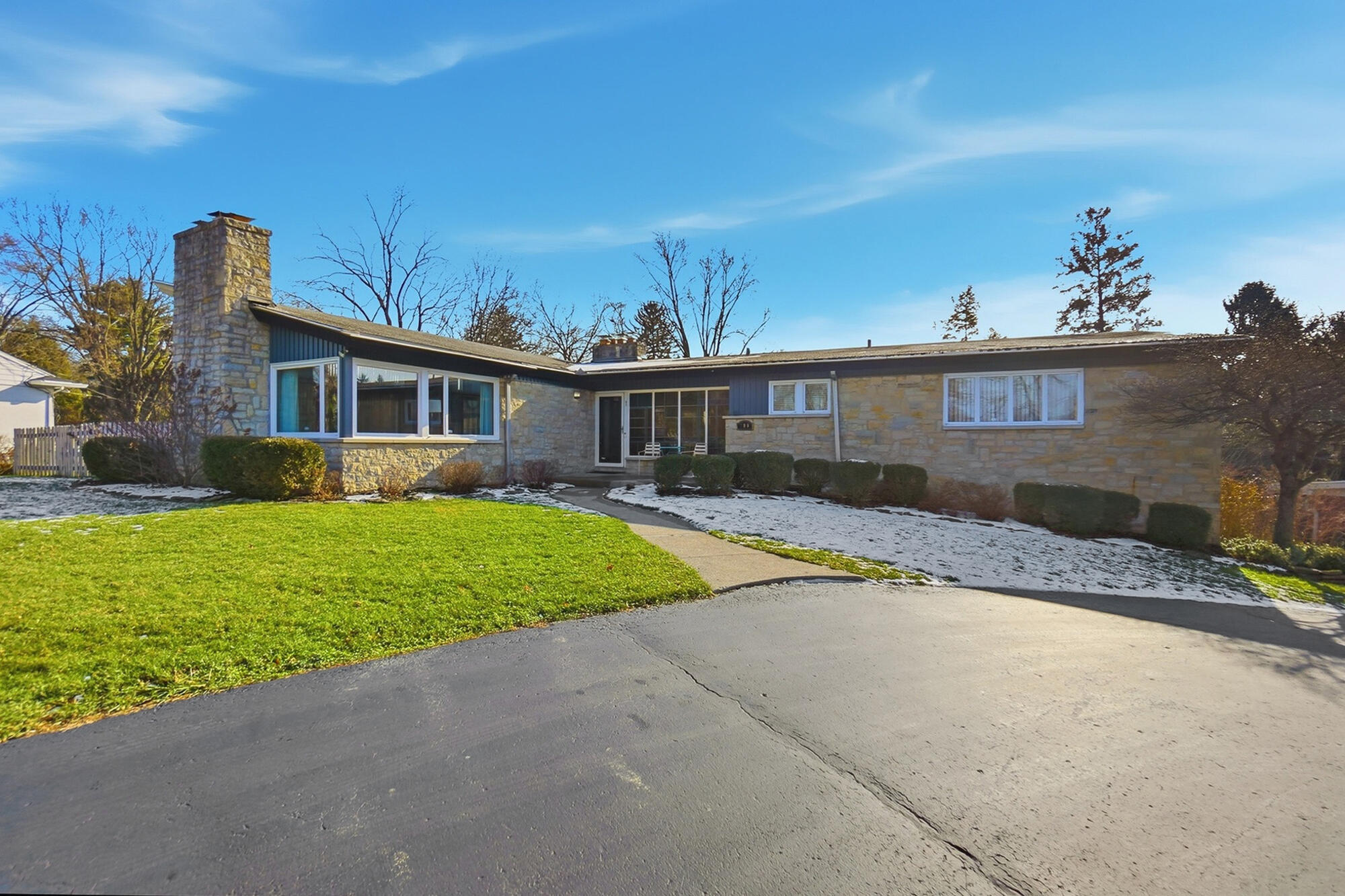 709 West Home Road Springfield, OH 45504 - Photo 3 of 43 Gallery Image 3