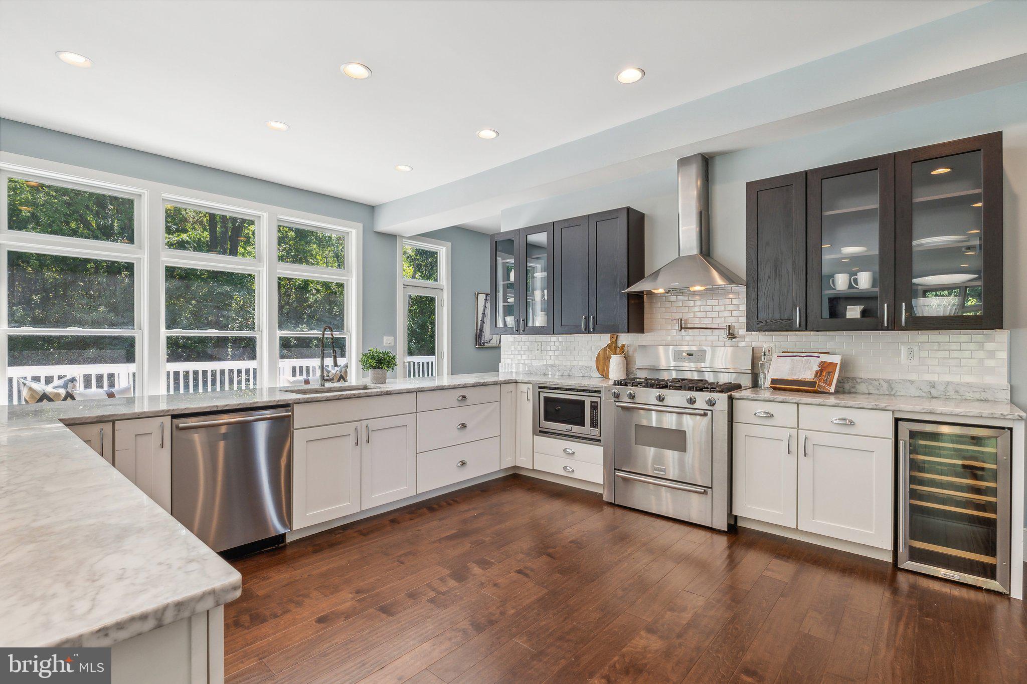1669 Bay Head Road Annapolis, MD 21409 - Photo 10 of 40 Kitchen