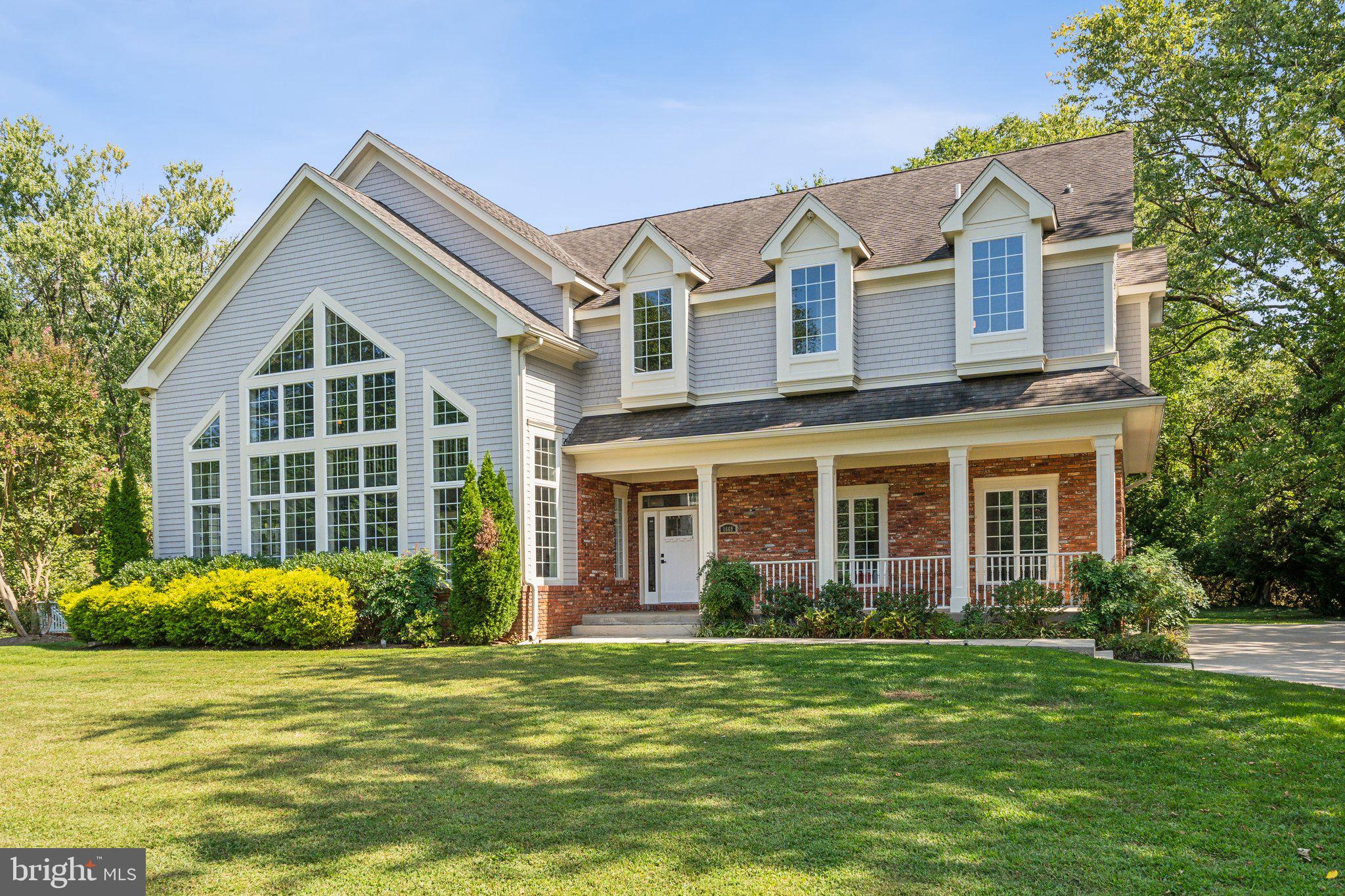 1669 Bay Head Road Annapolis, MD 21409 - Photo 3 of 40 Stately architecture and well constructed