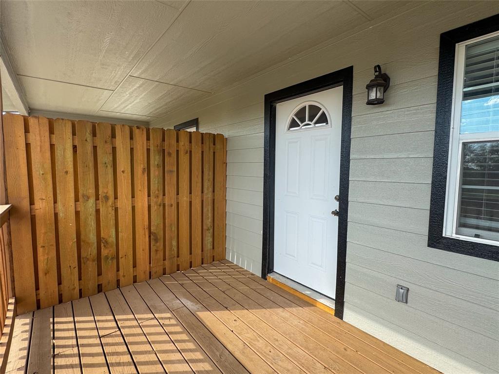 216 Smith Circle, Unit 1 Point, TX 75472 - Photo 4 of 15 a view of front door