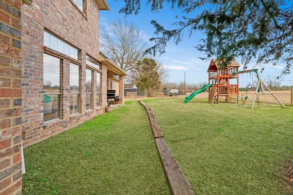 $399,000 | 3760 Woodland Lane, Paris, TX 75462