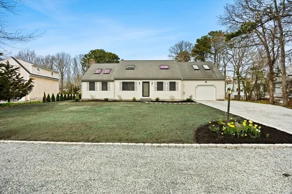 $1,295,000 | 67 Whippoorwill Circle, Mashpee, MA 02649
