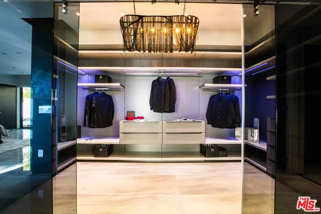 $30,995 | 2210 Bowmont Drive, Beverly Hills, CA 90210