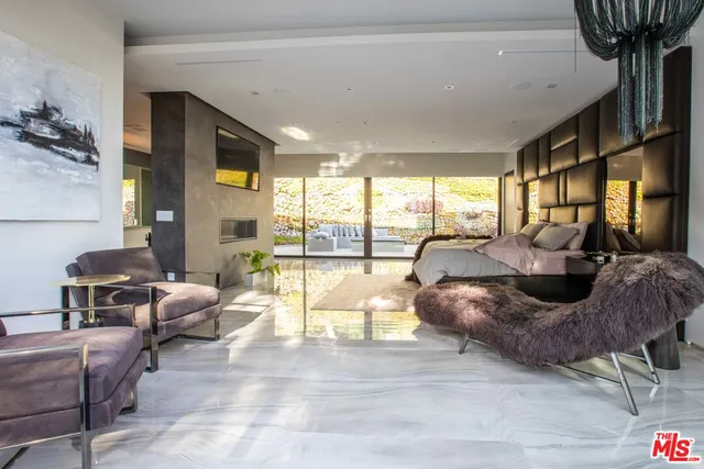 $30,995 | 2210 Bowmont Drive, Beverly Hills, CA 90210