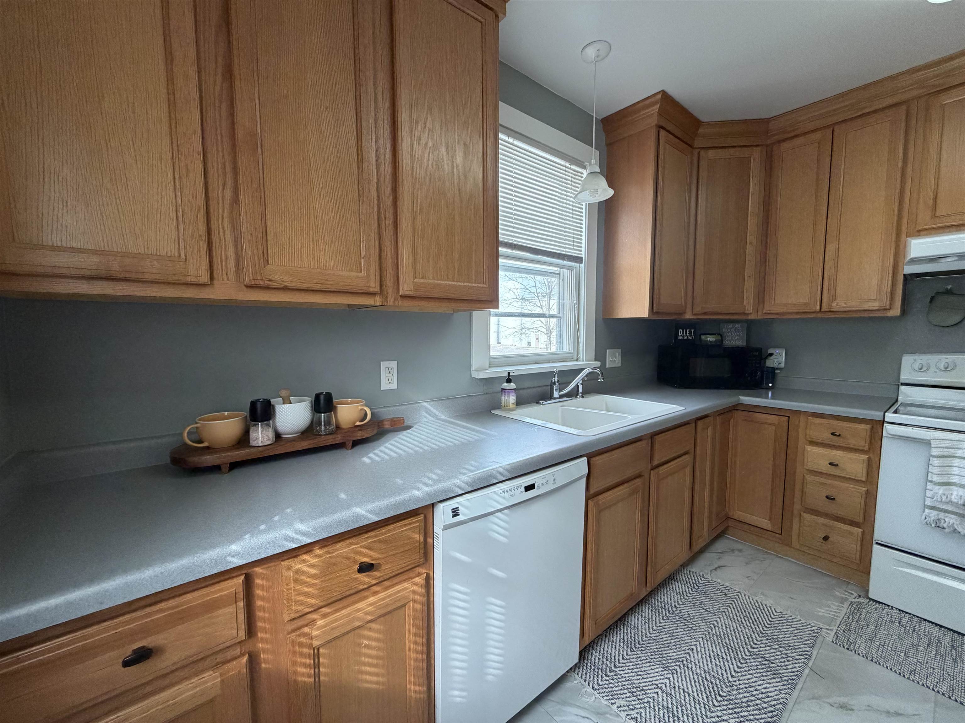628 Booster Boulevard Reedsburg, WI 53959 - Photo 6 of 25