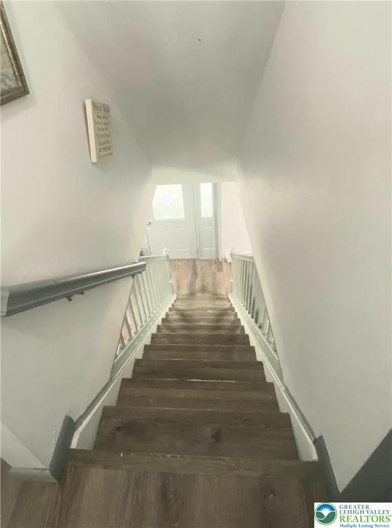 1215 Seese Hill Road Canadensis, PA 18325 - Photo 11 of 19 a view of entryway