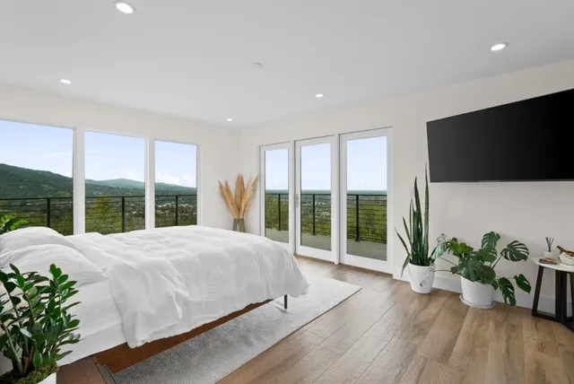 $7,000,000 | 17808 Tourney Road, Los Gatos, CA 95030