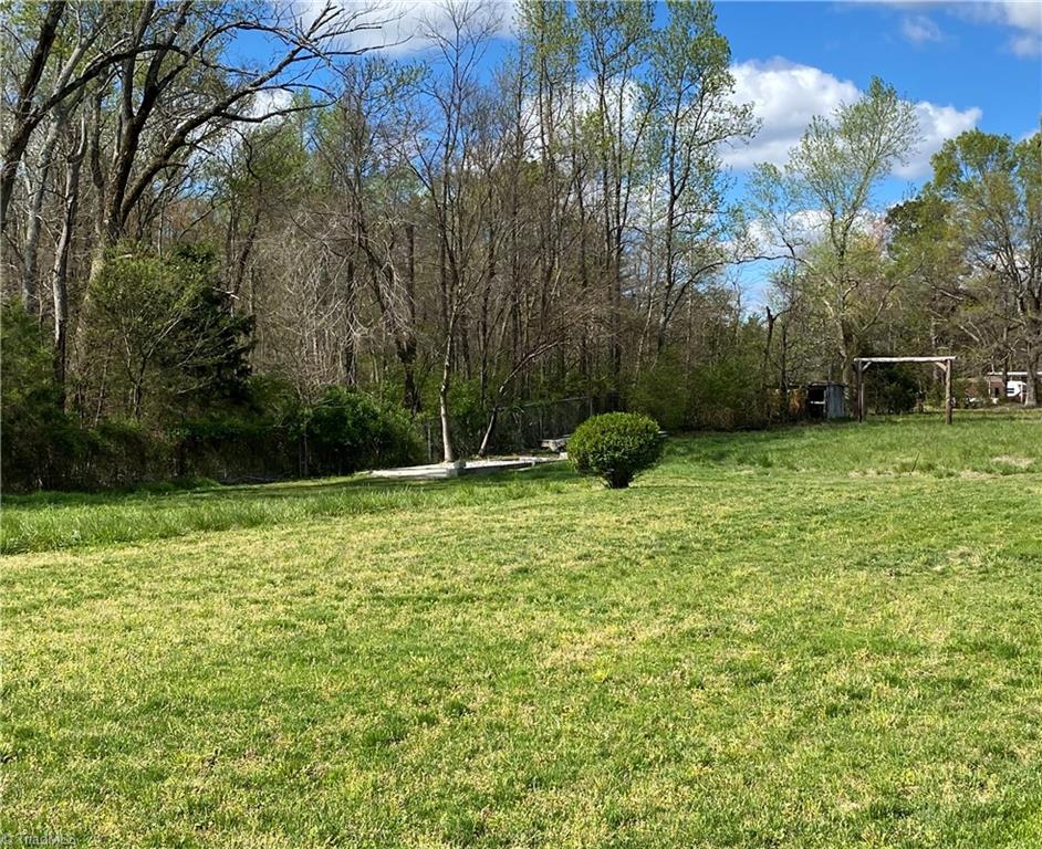 760 Shell Road Thomasville, NC 27360 - Photo 15 of 18 Gallery Image 15