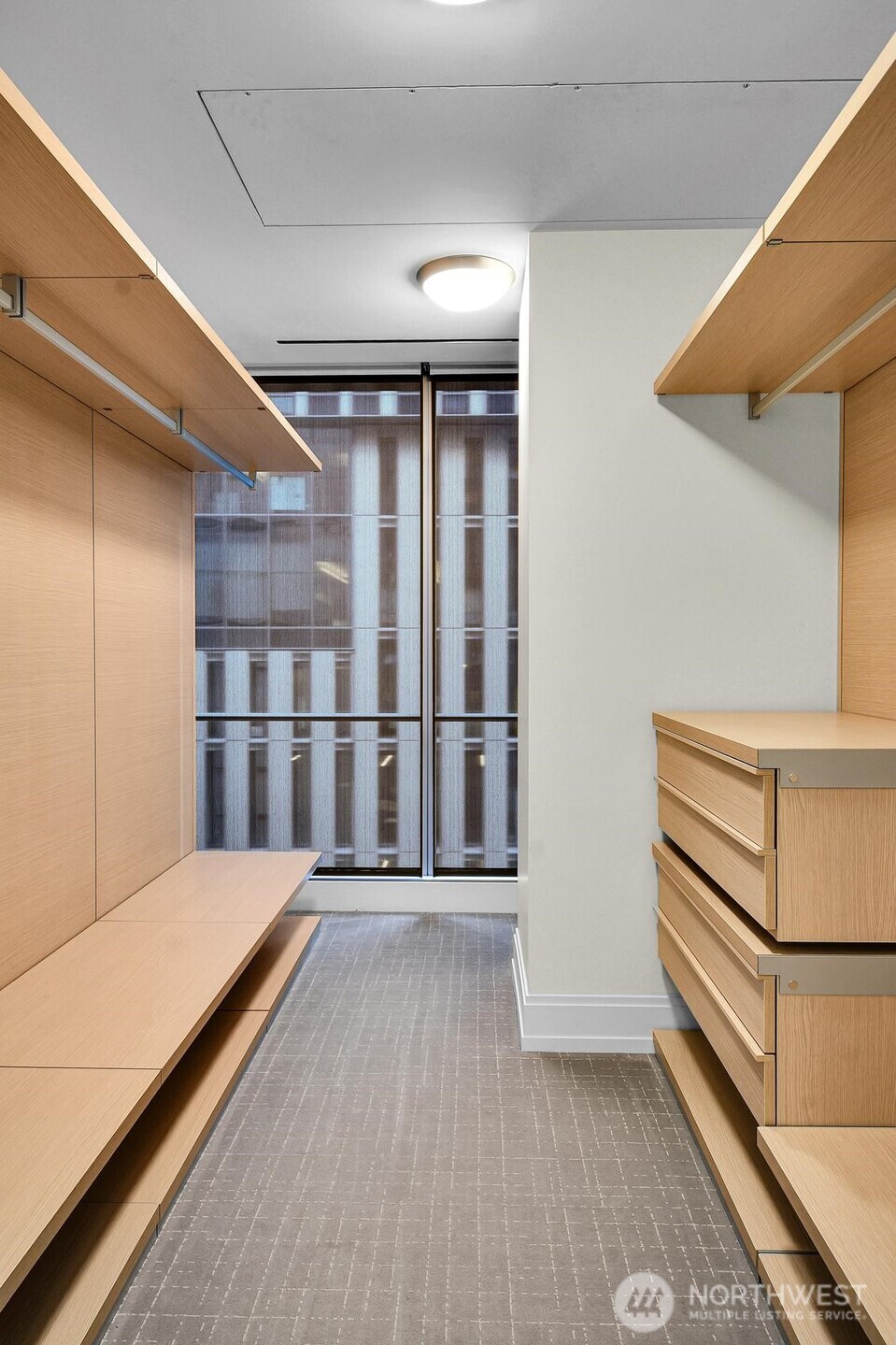 99 Union Street, Unit 1205 Seattle, WA 98101 - Photo 17 of 28