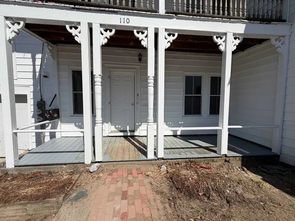 $2,500 | 110 Estey Street, Unit 1, Brattleboro, VT 05301