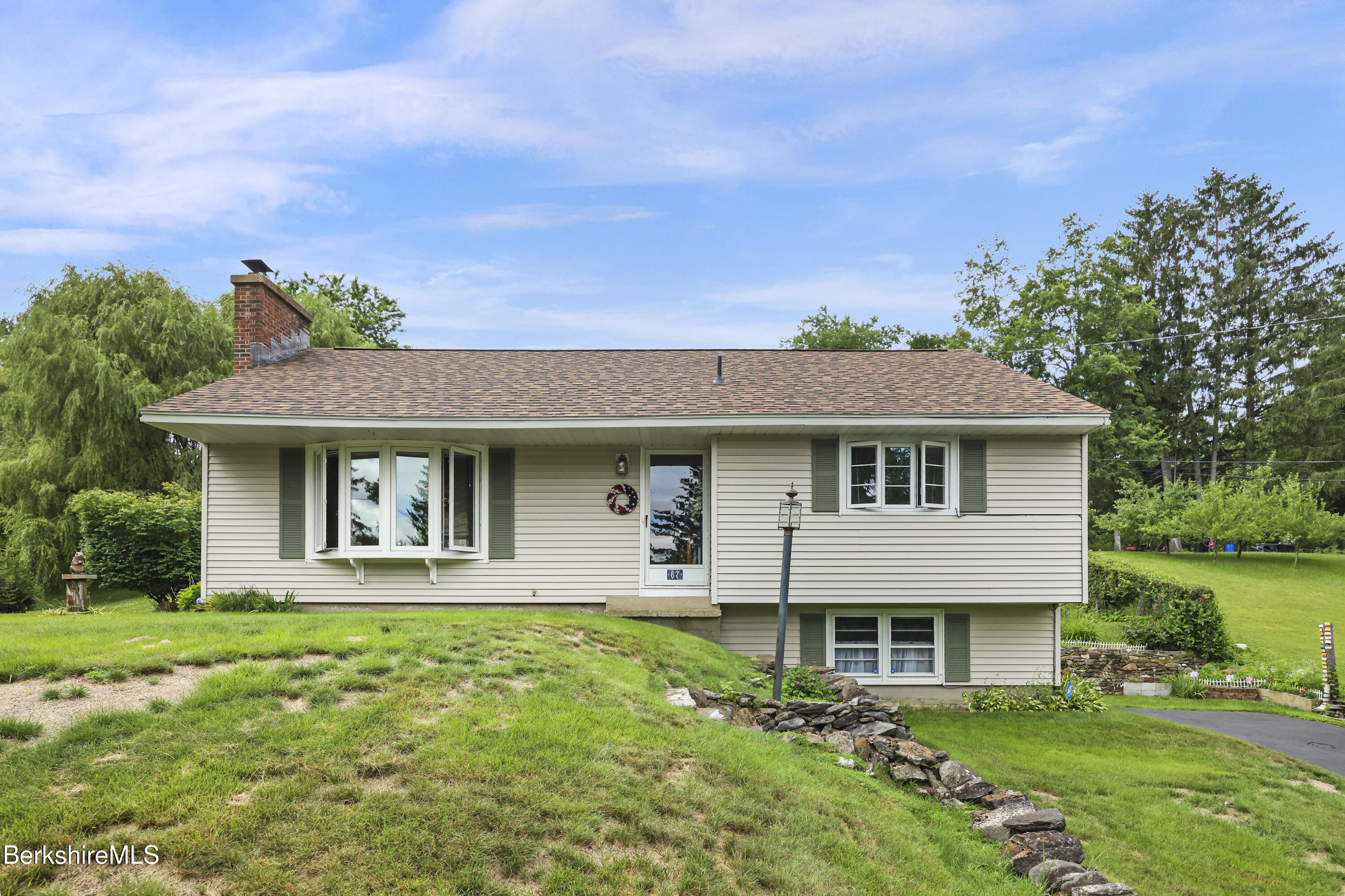 67 Partridge Road Pittsfield, MA 01201 - Photo 2 of 43 10 Exterior Front