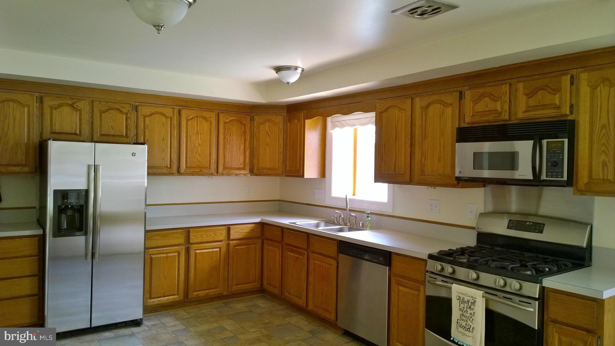 4100 Briars Road Olney, MD 20832 - Photo 8 of 28 Kitchen