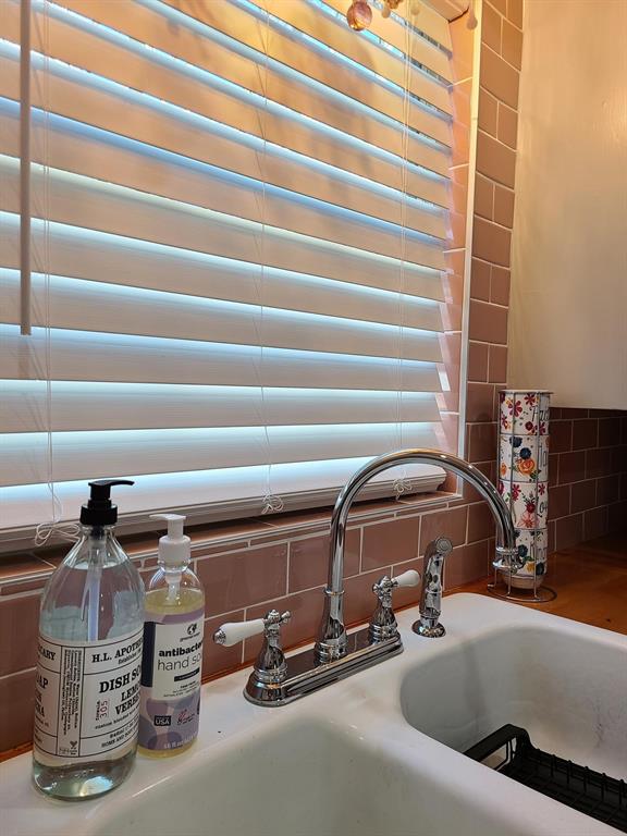 6331 Scyene Road Dallas, TX 75227 - Photo 10 of 20