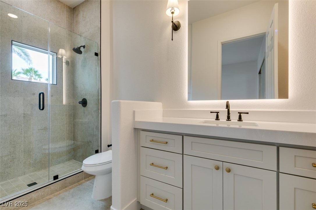 2104 Hot Oak Ridge Street Las Vegas, NV 89134 - Photo 35 of 44