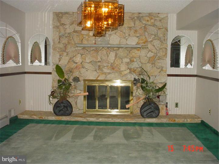 1833 Almonesson Road Deptford, NJ 08096 - Photo 16 of 17 Dining Room