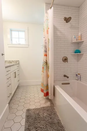 $4,900 | 10 McCarron Drive, Hampton, NH 03842