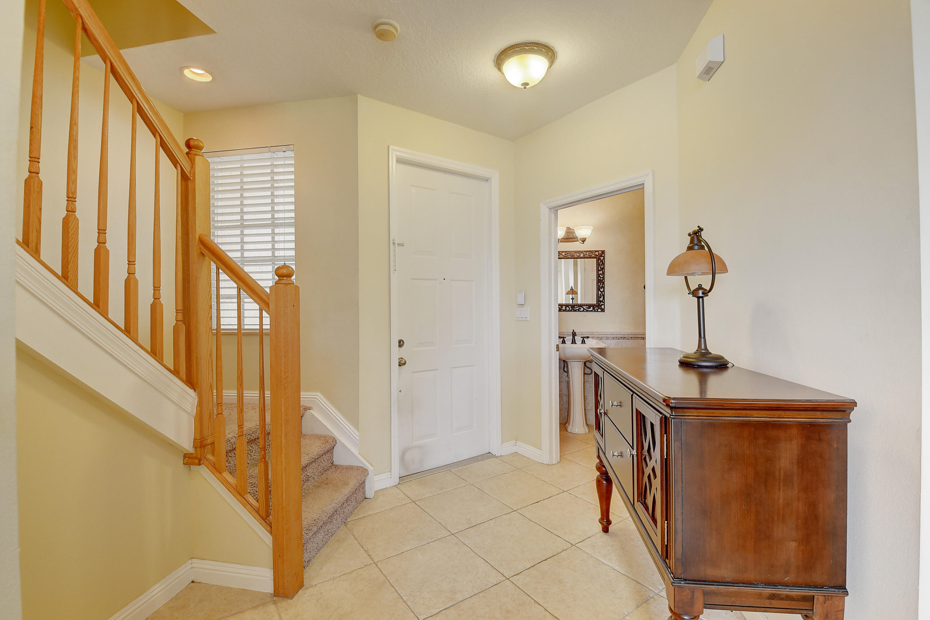 105 Coconut Key Lane Delray Beach, FL 33484 - Photo 4 of 24 Foyer