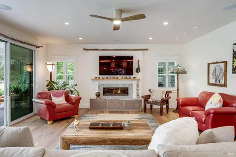 $5,300,000 | 585 Denmark Street, Sonoma, CA 95476