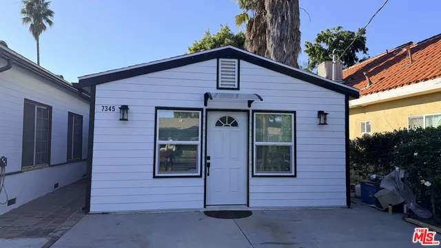 $1,850 | 7345 Tyrone Avenue, Van Nuys, CA 91405