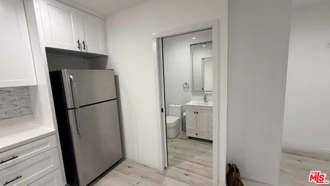 $1,799 | 7345 Tyrone Avenue, Van Nuys, CA 91405