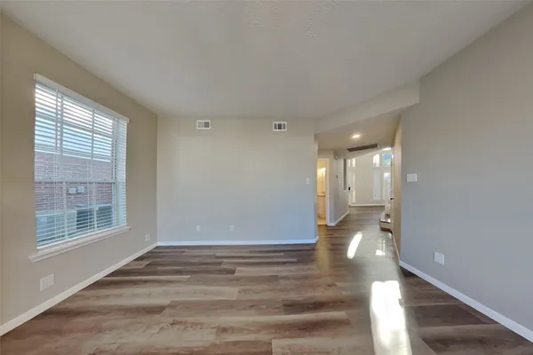 $2,575 | 9658 Therrell Drive, Houston, TX 77064