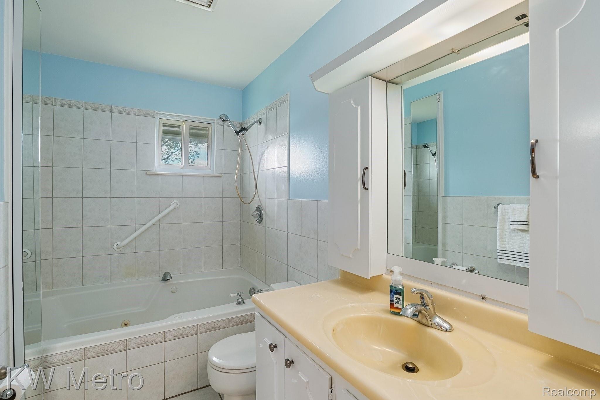 1152 West Dodge Road Clio, MI 48420 - Photo 10 of 25 10-web-or-mls-1152 W Dodge Rd Clio- 07.jpg