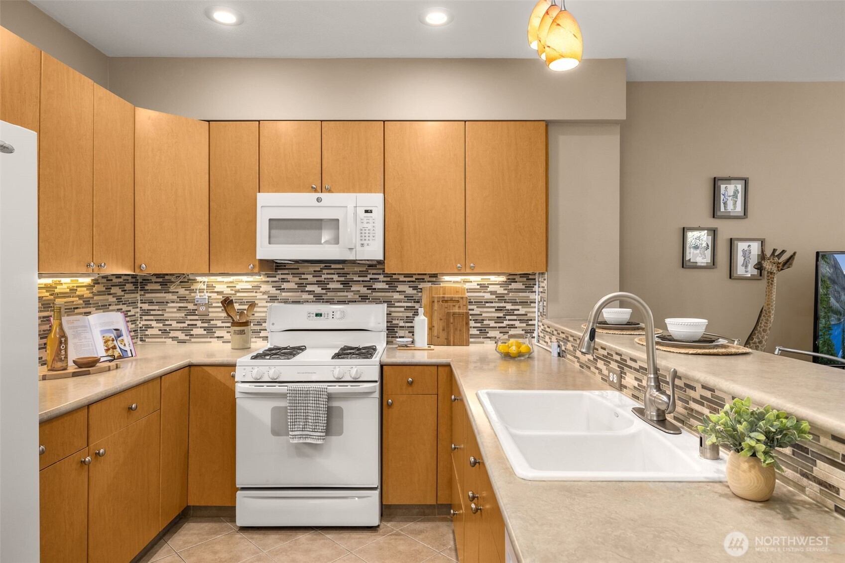 5100 Talbot Place South, Unit D Renton, WA 98055 - Photo 9 of 32 Gallery Image 9