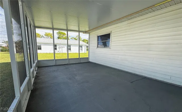 $1,300 | 10 Dawn Flower Circle, Lehigh Acres, FL 33936