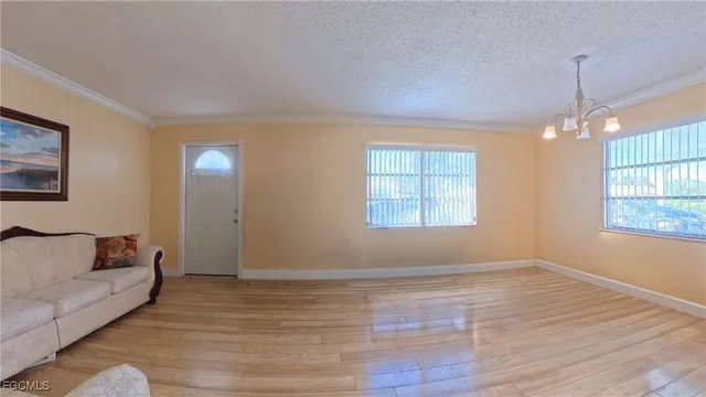 $1,300 | 10 Dawn Flower Circle, Lehigh Acres, FL 33936