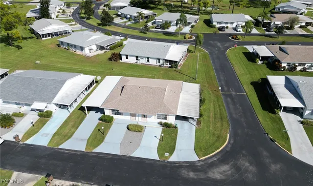 $1,300 | 10 Dawn Flower Circle, Lehigh Acres, FL 33936