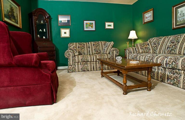 711 Dividing Road Severna Park, MD 21146 - Photo 14 of 20 Living Room