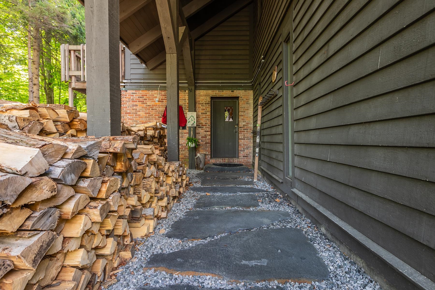 11 Founders Hill Road Winhall, VT 05340 - Photo 3 of 25 Gallery Image 3
