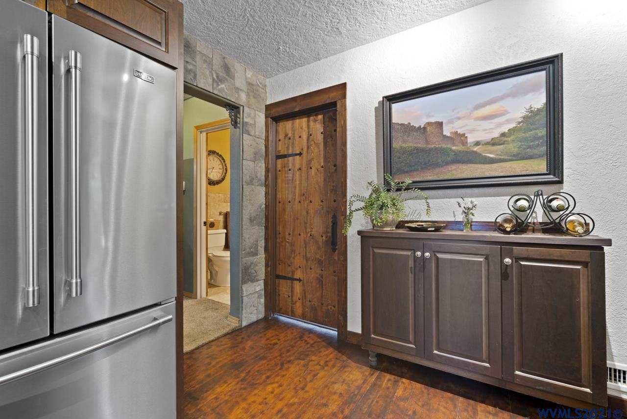 16712 South Carus Road Beavercreek, OR 97004 - Photo 16 of 42 Gallery Image 16