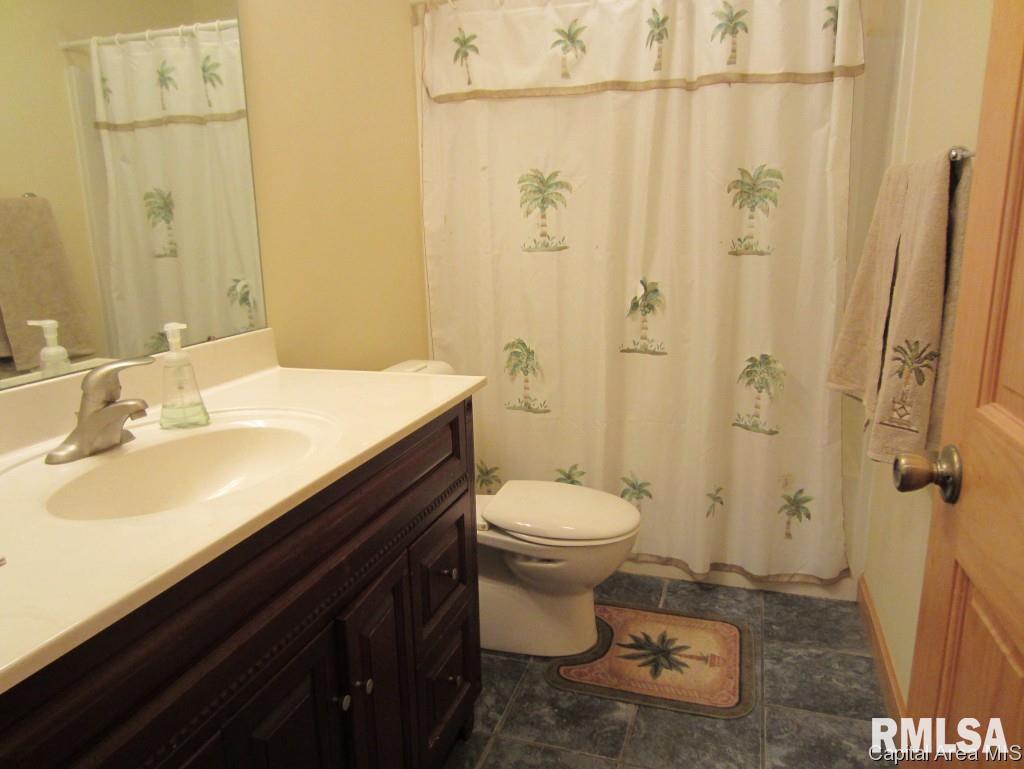 3601 Tamarak Drive Springfield, IL 62712 - Photo 13 of 19 Gallery Image 13