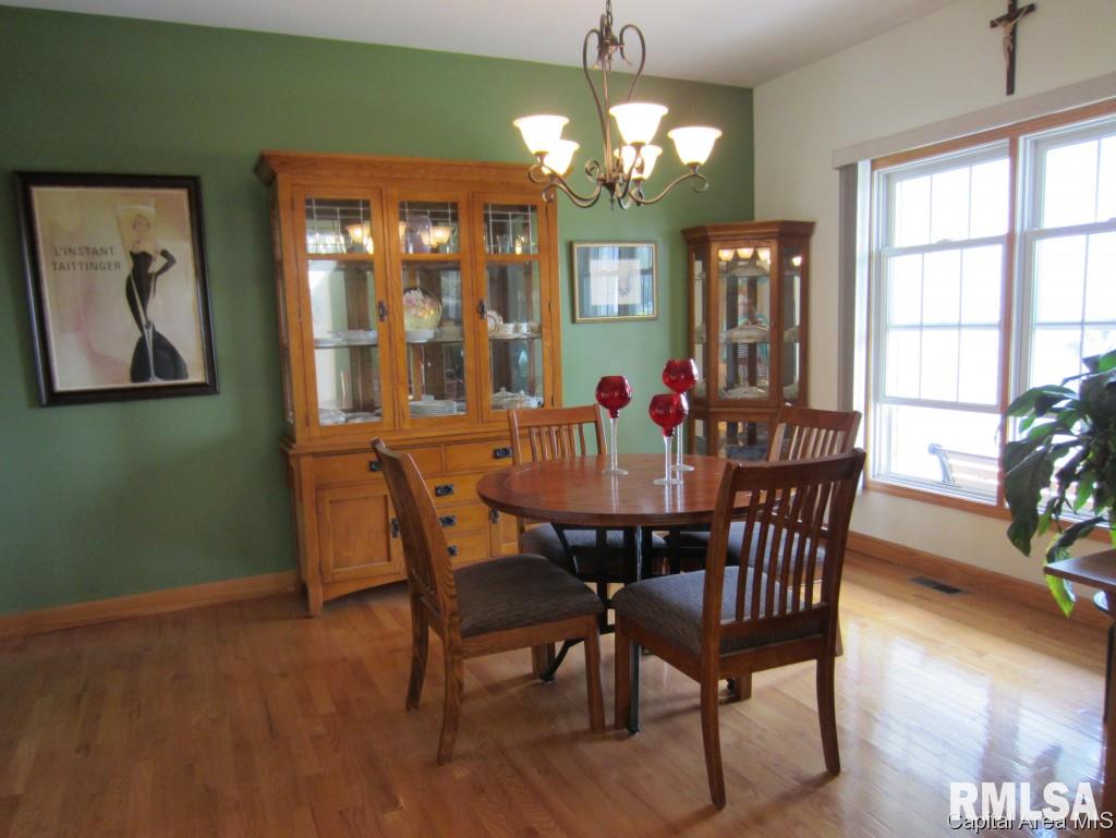 3601 Tamarak Drive Springfield, IL 62712 - Photo 4 of 19 Gallery Image 4