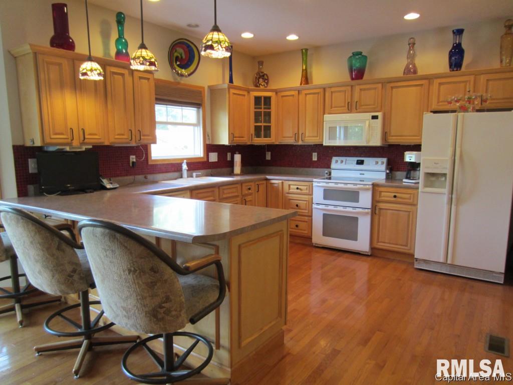 3601 Tamarak Drive Springfield, IL 62712 - Photo 5 of 19 Gallery Image 5