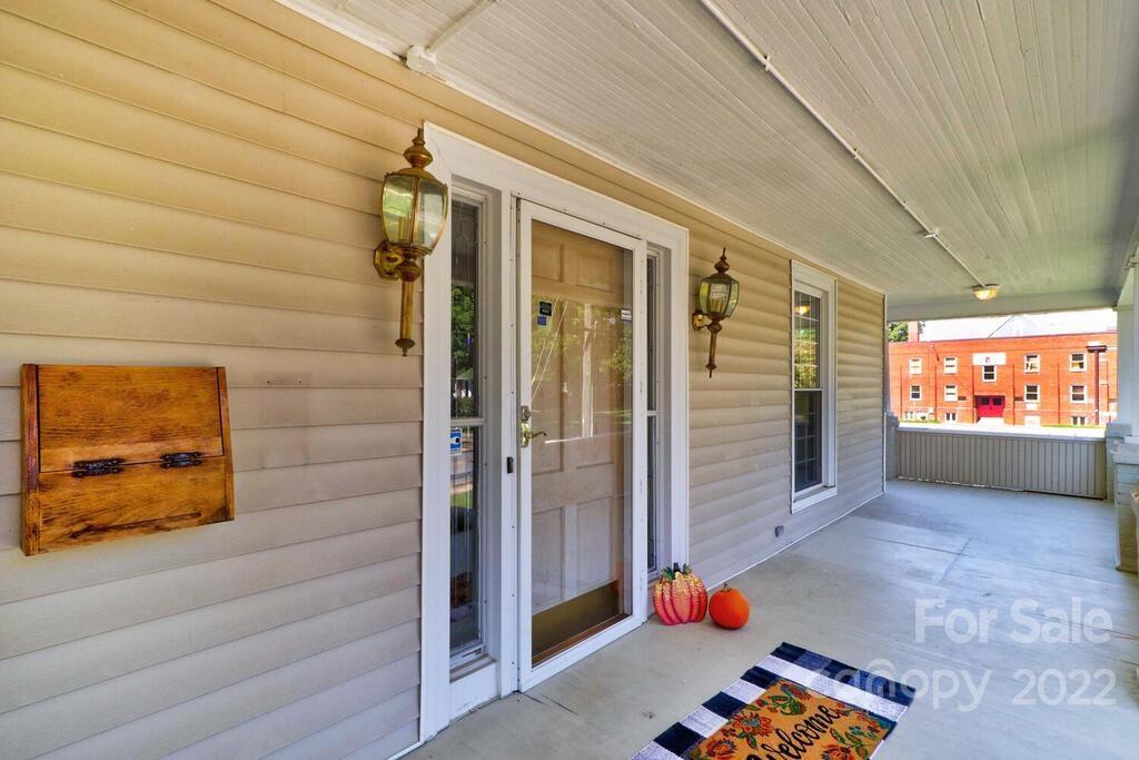 23 Spring Street Northwest Concord, NC 28025 - Photo 5 of 45 Gallery Image 5