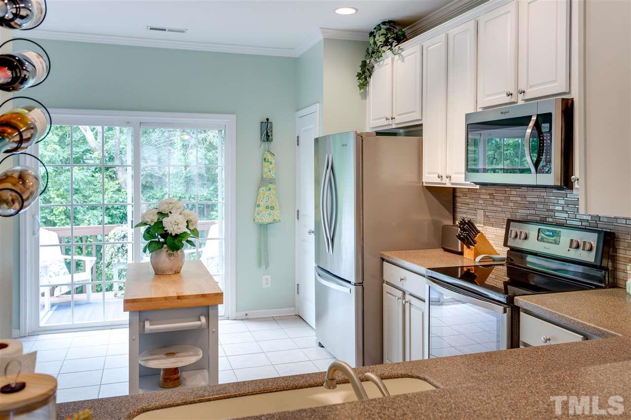 7830 Spungold Street Raleigh, NC 27617 - Photo 4 of 23 Gallery Image 4