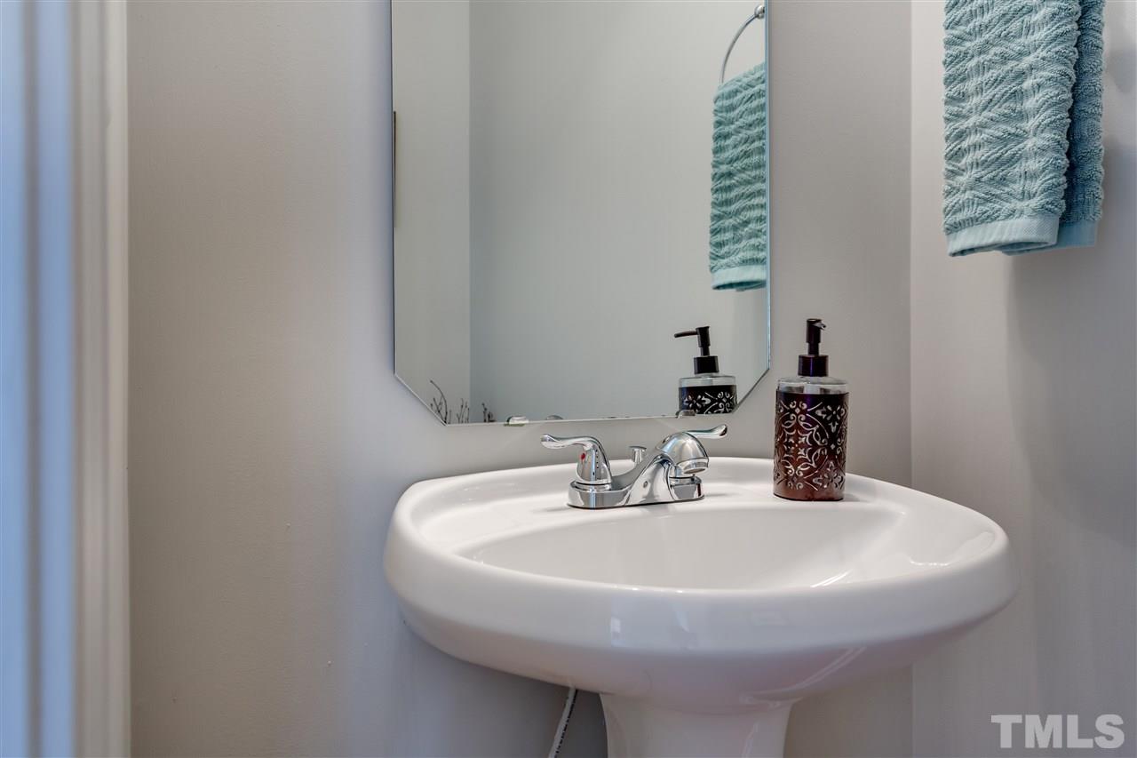 7830 Spungold Street Raleigh, NC 27617 - Photo 10 of 23 Gallery Image 10