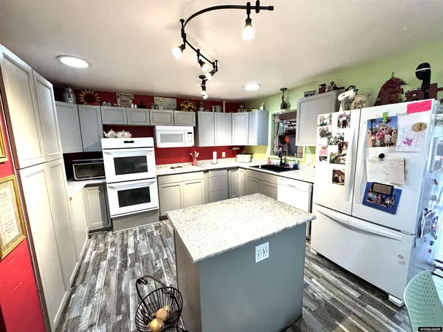 $224,000 | 327 South Iowa Avenue, Guernsey, WY 82214