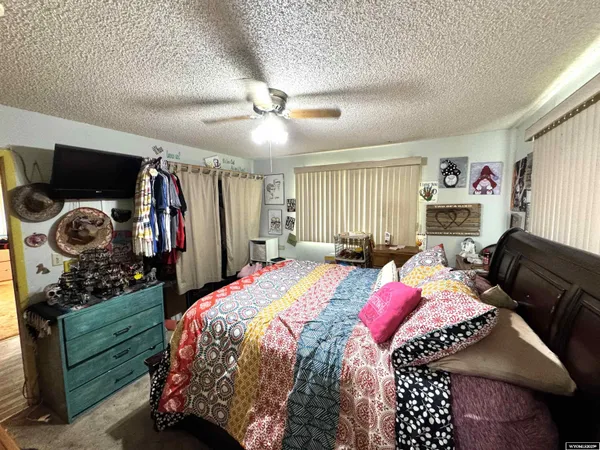$224,000 | 327 South Iowa Avenue, Guernsey, WY 82214
