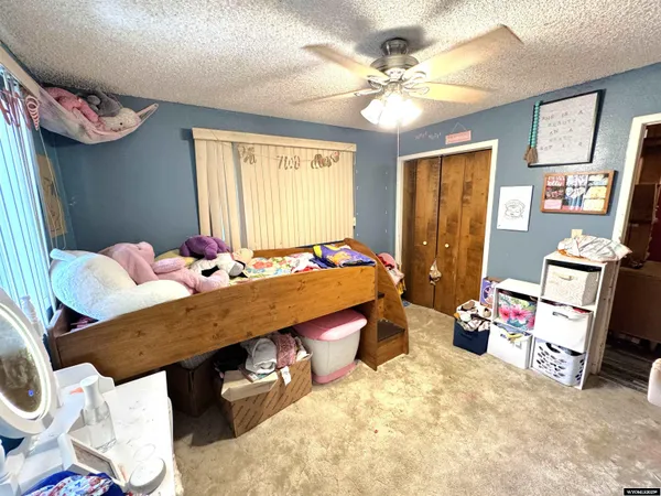 $224,000 | 327 South Iowa Avenue, Guernsey, WY 82214
