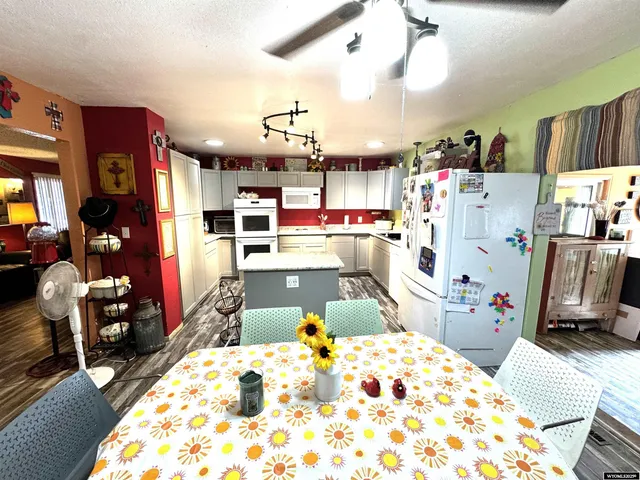 $224,000 | 327 South Iowa Avenue, Guernsey, WY 82214