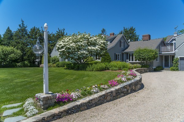 102 Bridge Street Barnstable, MA 02655 - Photo 3 of 23 Gallery Image 3