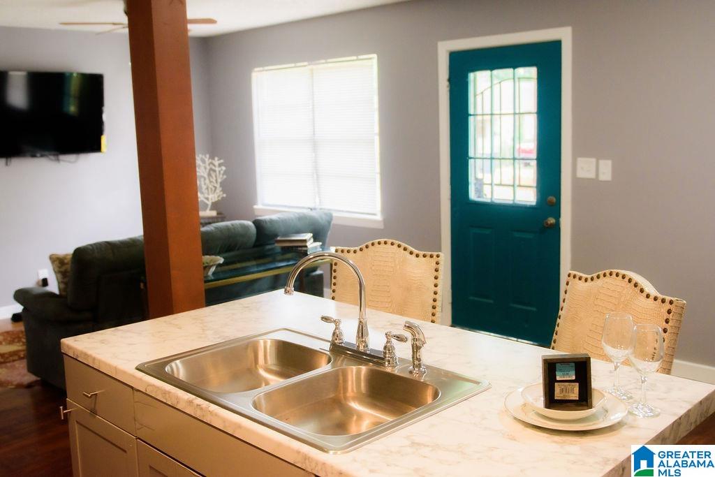 2109 Powderly Avenue Southwest Birmingham, AL 35211 - Photo 5 of 26
